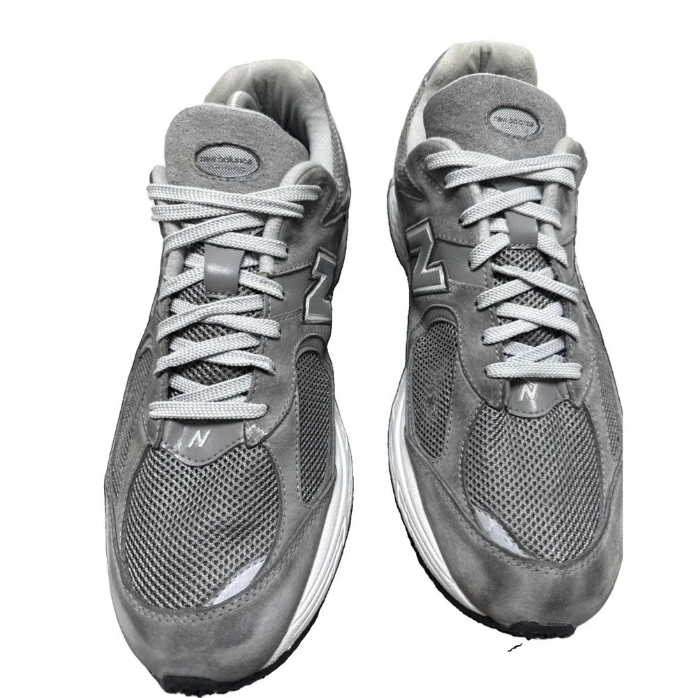 New Balance 2002R Mens 13 Gray Suede Running Walking Sneakers M2002RJM